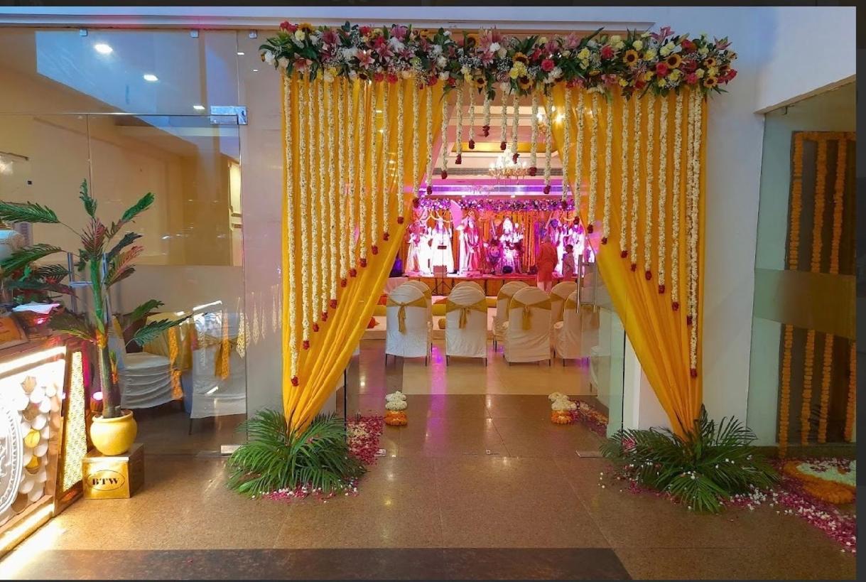 Madhuban Hotel , New Delhi Exterior photo